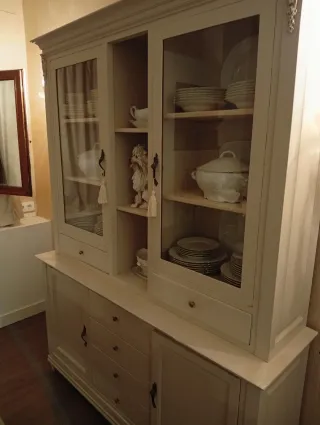 Alacena vintage madera y cristal