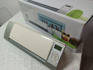 Plotter Silhouette Cameo + Vinilo Textil