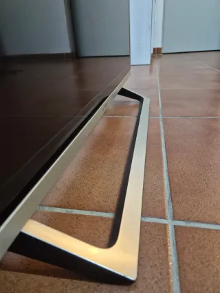 Sony TV 43″ KD-43XE7077 + mando + cable