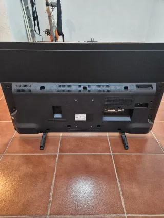 Sony TV 43″ KD-43XE7077 + mando + cable
