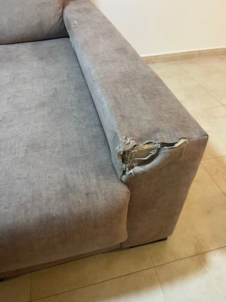 Sofá chaise longue con canapé