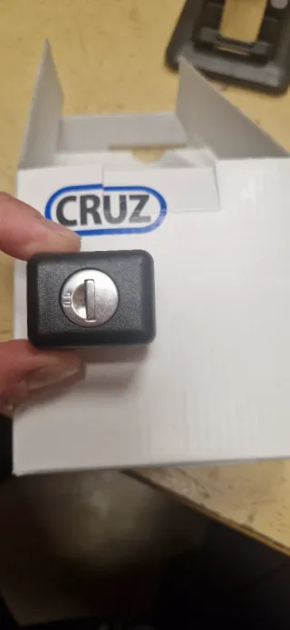 Juego 4 Cerraduras laterales Baca de coche Cruz