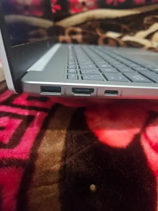 Ordenador portátil HP Plata