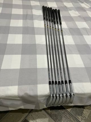 Set Hierros Titleist