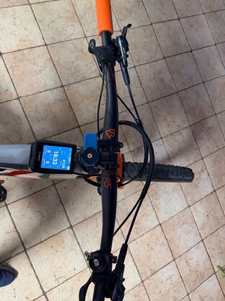 Cube Stereo Hybrid Action Team 140 Nyom