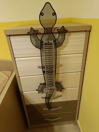 Porta CDs Diseño Lagarto