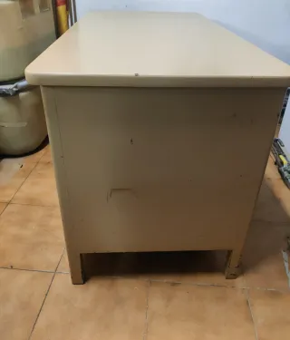 Mesa de despacho antigua de madera