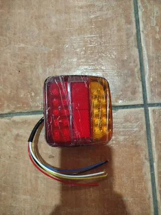 Piloto LED para remolque