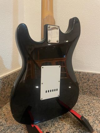 Guitarra Eléctrica Negra