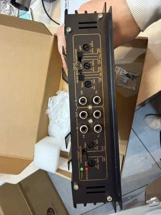 Amplificador de potencia de Audio para coche