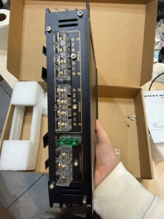 Amplificador de potencia de Audio para coche