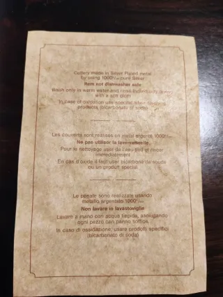 Juego Cubiertos Plateados Metal y Madera