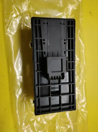 BOTONERA ELEVALUNAS AUDI A4 B6 A4 B7 SEAT EXEO