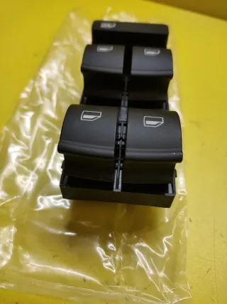 BOTONERA ELEVALUNAS AUDI A4 B6 A4 B7 SEAT EXEO