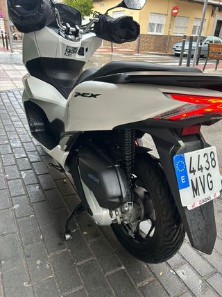 Honda PCX 2024 Maxi Scooter