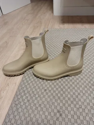 Botas de goma beige