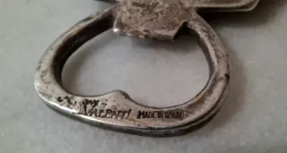 Antiguo abrebotellas Valenti