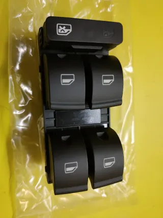 BOTONERA ELEVALUNAS AUDI A4 B6 A4 B7 SEAT EXEO