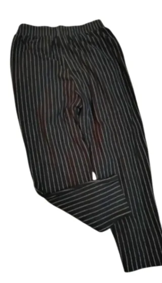 Pantalón rayas blancas Stradivarius Talla S