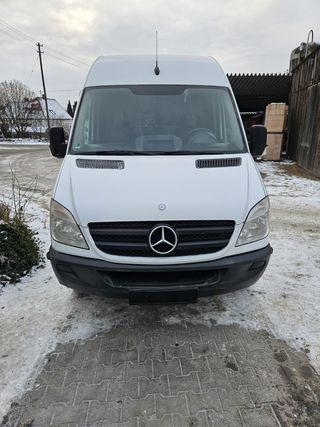Mercedes-Benz Sprinter 2012