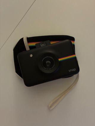 Cámara Polaroid Snap Negra con Funda