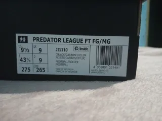 Botas Adidas Predator con lengüeta sin usar
