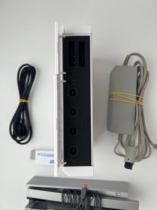 Console Nintendo Wii Bianca + Adattatore HDMI