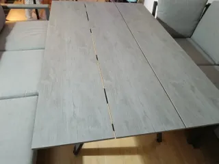 Mesa y Sofá Exterior Gris y sillas