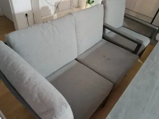 Mesa y Sofá Exterior Gris y sillas