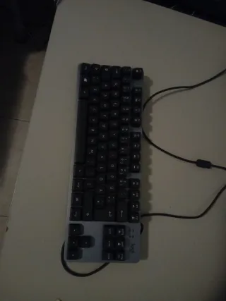 Teclado Logitech K835 TKL