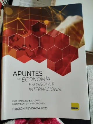 Apuntes de economía española e internacional