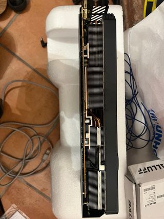 Gigabyte RX 7700 XT GAMING OC 12GB. In garanzia