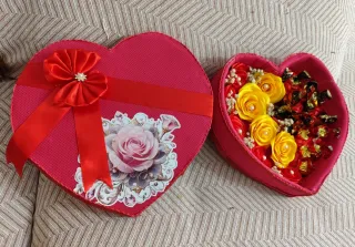 Caja Corazón Manualidades Flores y Chocolates