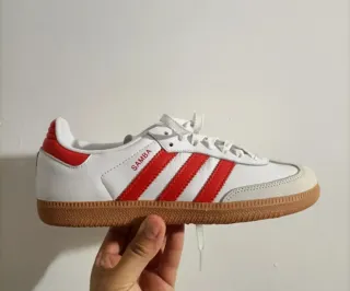 T40 Adidas Samba