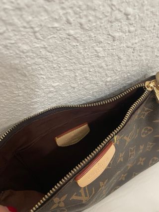 Bolso y pañuelo Louis Vuitton monograma
