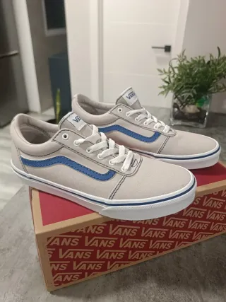Vans Ward Beige y Azul
