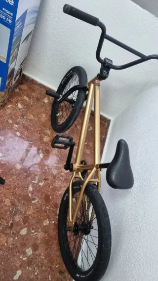 Bicicleta BMX Sunday