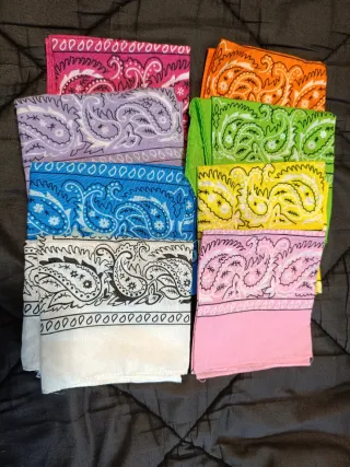 Pack 8 pañuelos estampados