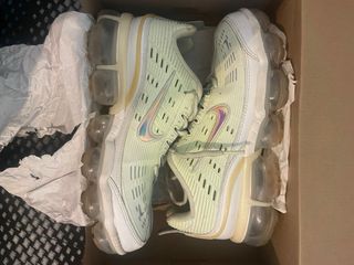 Nike VaporMax Verdes y Blancas