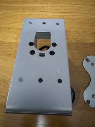 Soporte para TV metálico