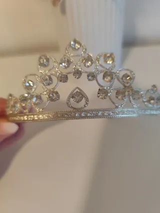 Tiara/Diadema de Pronovias Plata y Brillantes
