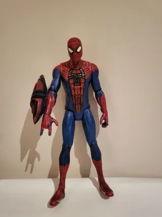 Figura Spiderman con luz y voz