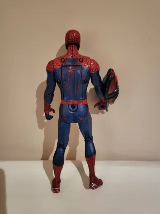 Figura Spiderman con luz y voz