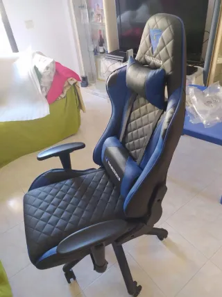 Silla Gaming ThunderX3 Azul y Negra