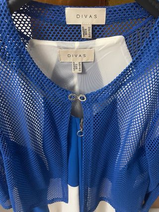 Vestido azul y blanco con cremallera