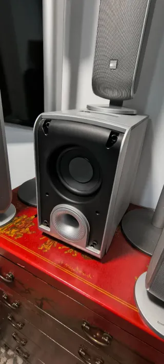 Subwoofer y 5.1 Bowers & Wilkins