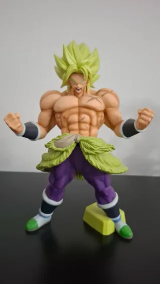 Figura Broly Super (Japón)