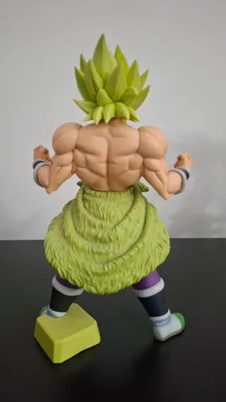 Figura Broly Super (Japón)