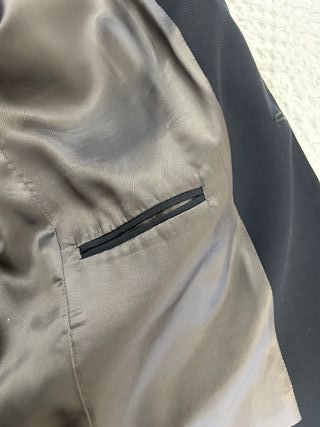 Traje Caramelo con chaleco negro de caballero