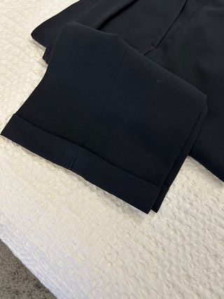 Traje Caramelo con chaleco negro de caballero